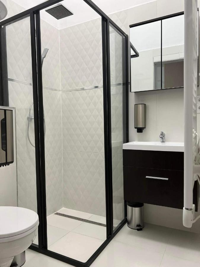 Kinizsi Udvar Apartmanhaz Balatonboglár 外观 照片